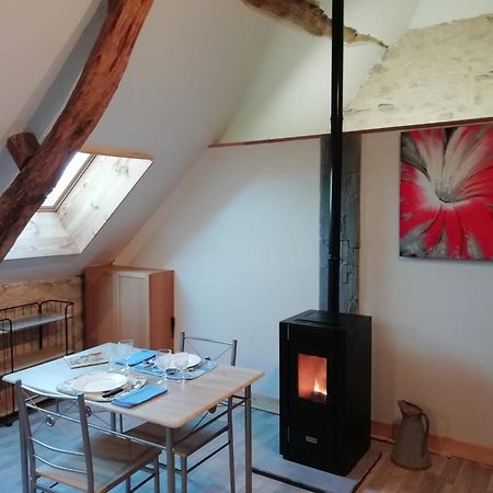 Le Pigeonnier Appartement Martel Buitenkant foto